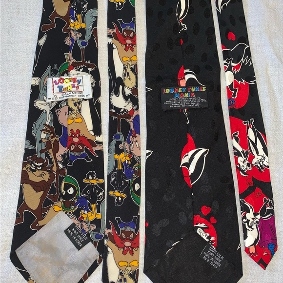 Vintage Silk Looney Tunes Character Ties Set - Picture 2 of 7